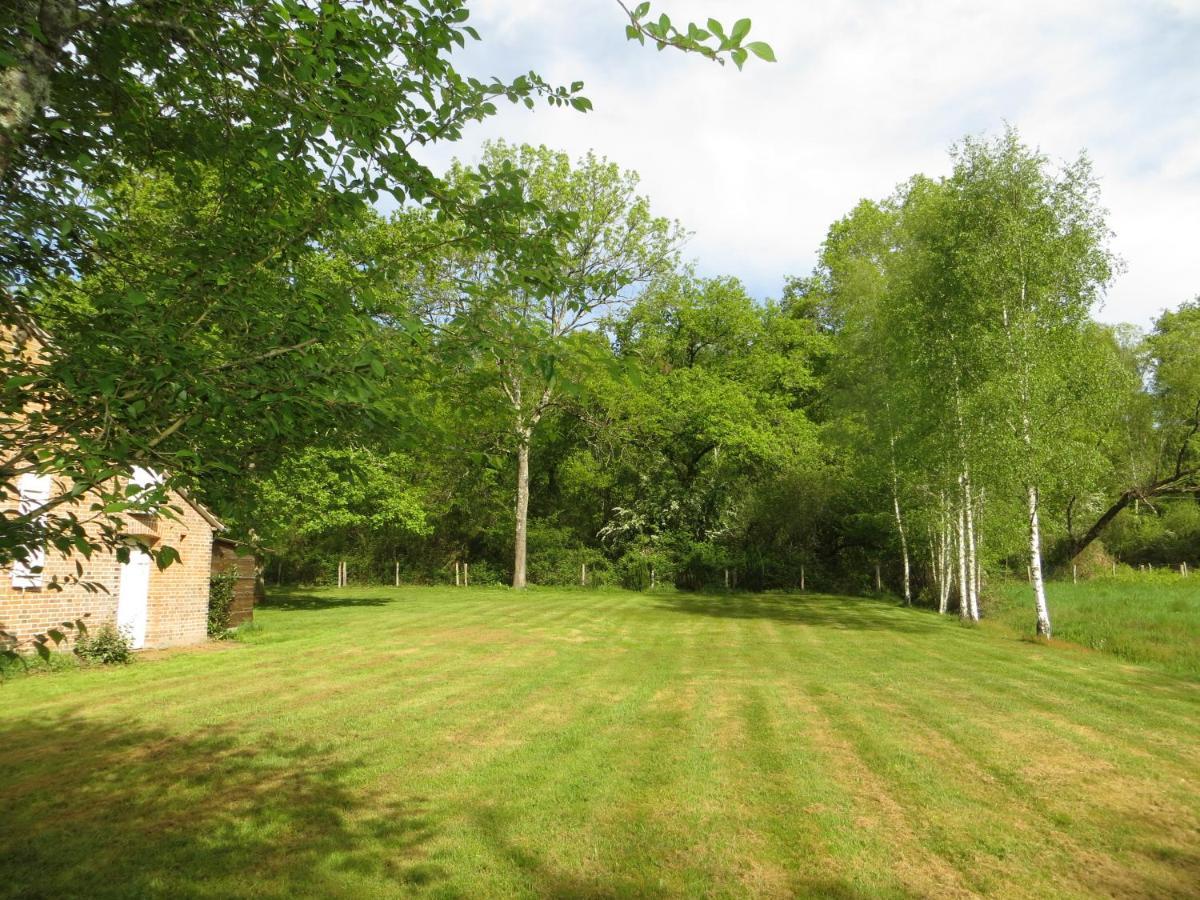 Vila La Ferme De Montboulan Salbris Exteriér fotografie